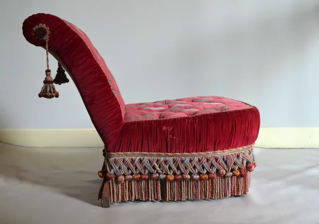 Ravasi Francesina poltroncina vintage velluto rosso 75 cm