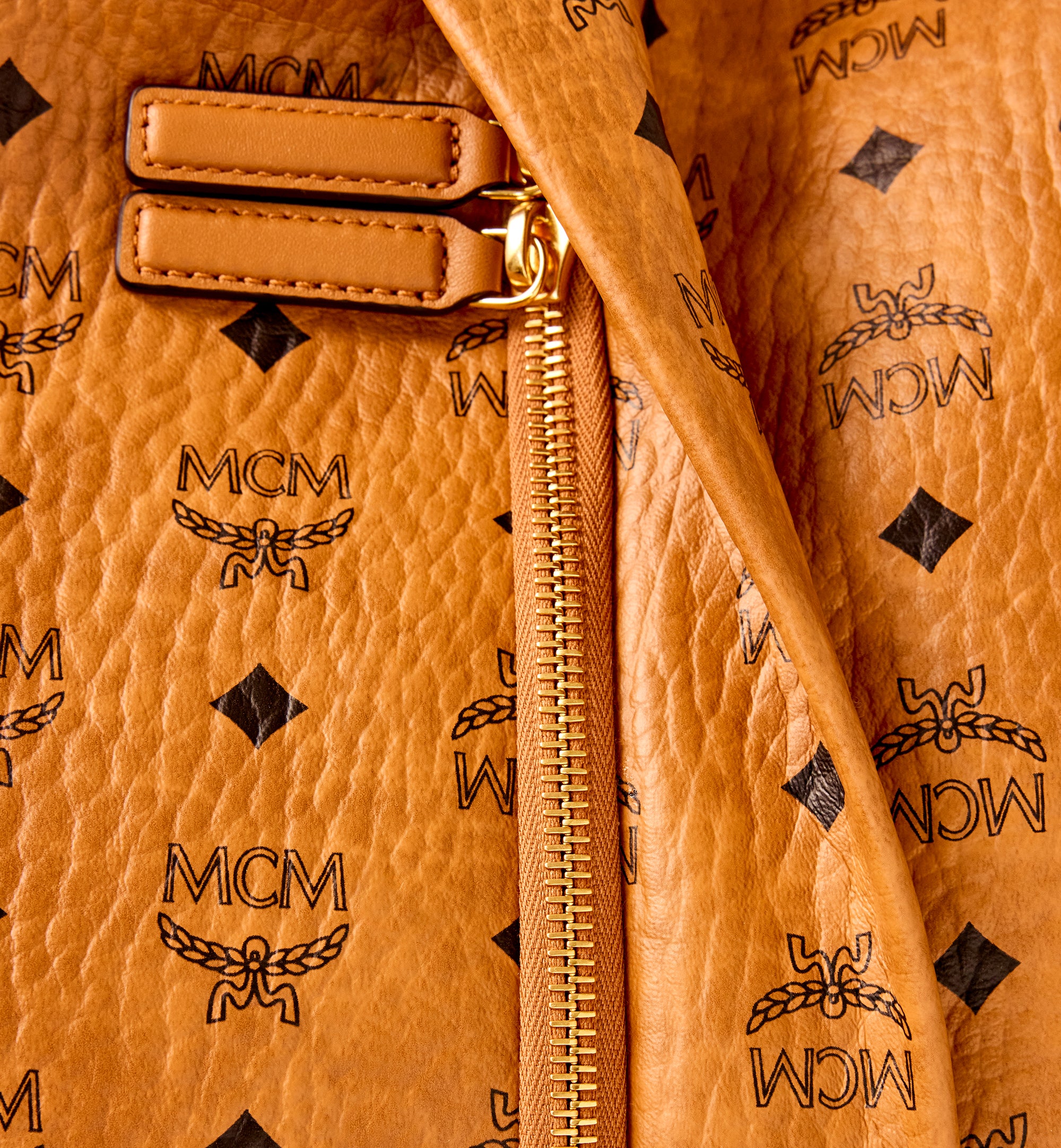 MCM x vetsak Beanbag pouf sacco edizione limitata
