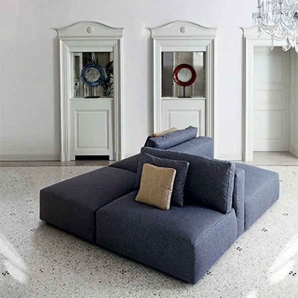 Swan Italia Le Nuvole pouf