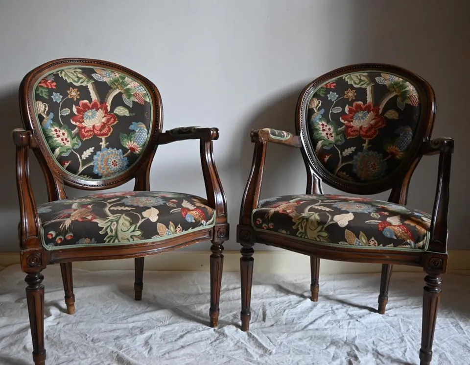 Ravasi Jardin De Nuit coppia poltroncine Luigi XVI floreale